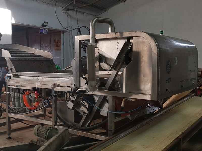 色选机|食品色选机|再生资源色选机|矿石色选机|履带色选机