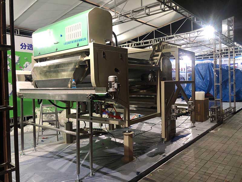 色选机|食品色选机|再生资源色选机|矿石色选机|履带色选机